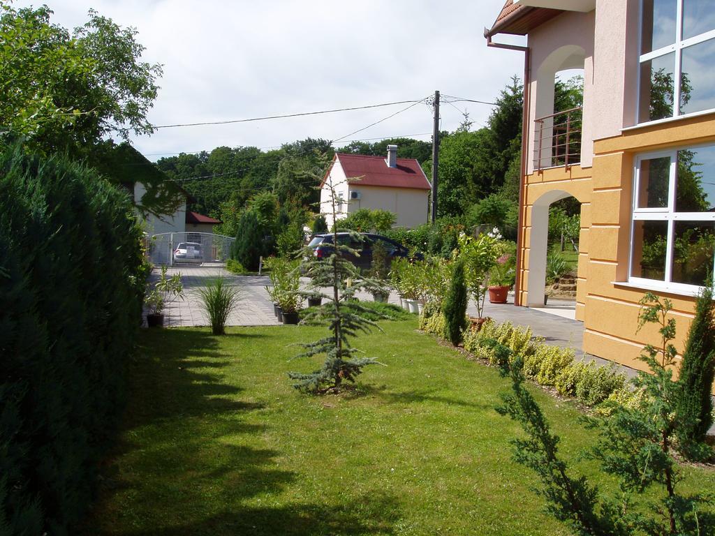 Katalin Apartmanhaz Залакарош Экстерьер фото